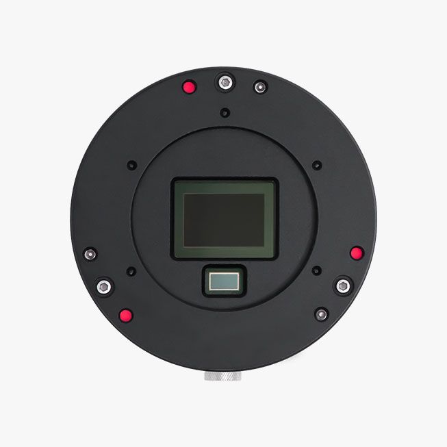 Front-facing image of the ZWO ASI2600MC-Duo showing both camera sensors, including the IMX571 and the SC2210. The push-pull screws of the tilt adapter are visible as well.